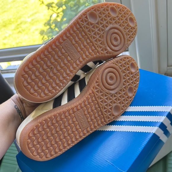 Adidas Samba OG Cream and Black Sneakers - Picture 8 of 8